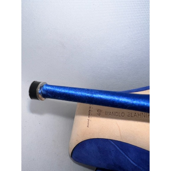 Manolo Blahnik Hangisi Blue Suede Ankle Bootie EU40 - Picture 13 of 13